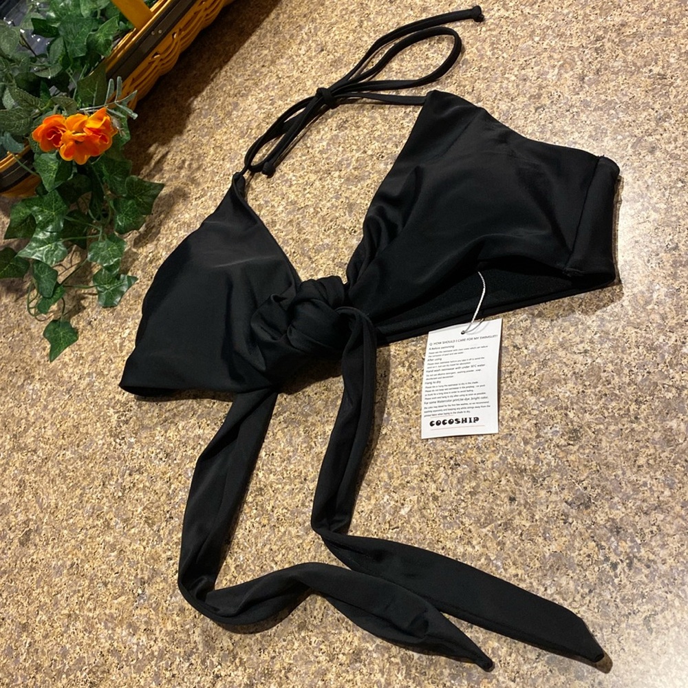 Cocoship Black Bikini Top USA Size 8 Never Worn